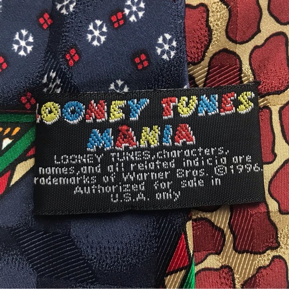 VTG Looney Tunes Mania Christmas Holiday Tie Taz Tweety Bird Bugs Bunny  *Flaw - Picture 8 of 12